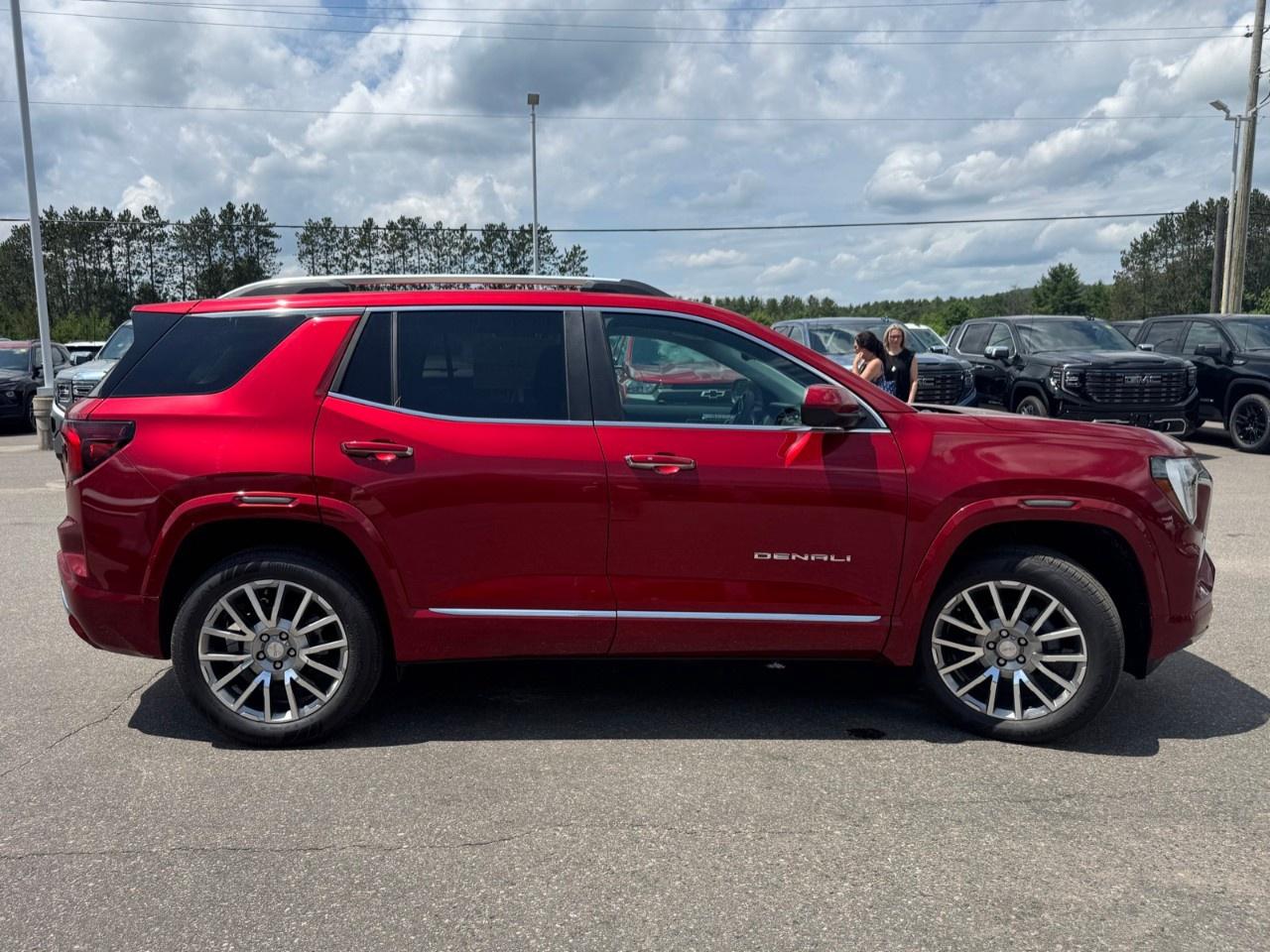 2026 GMC Terrain AWD Denali Photo3