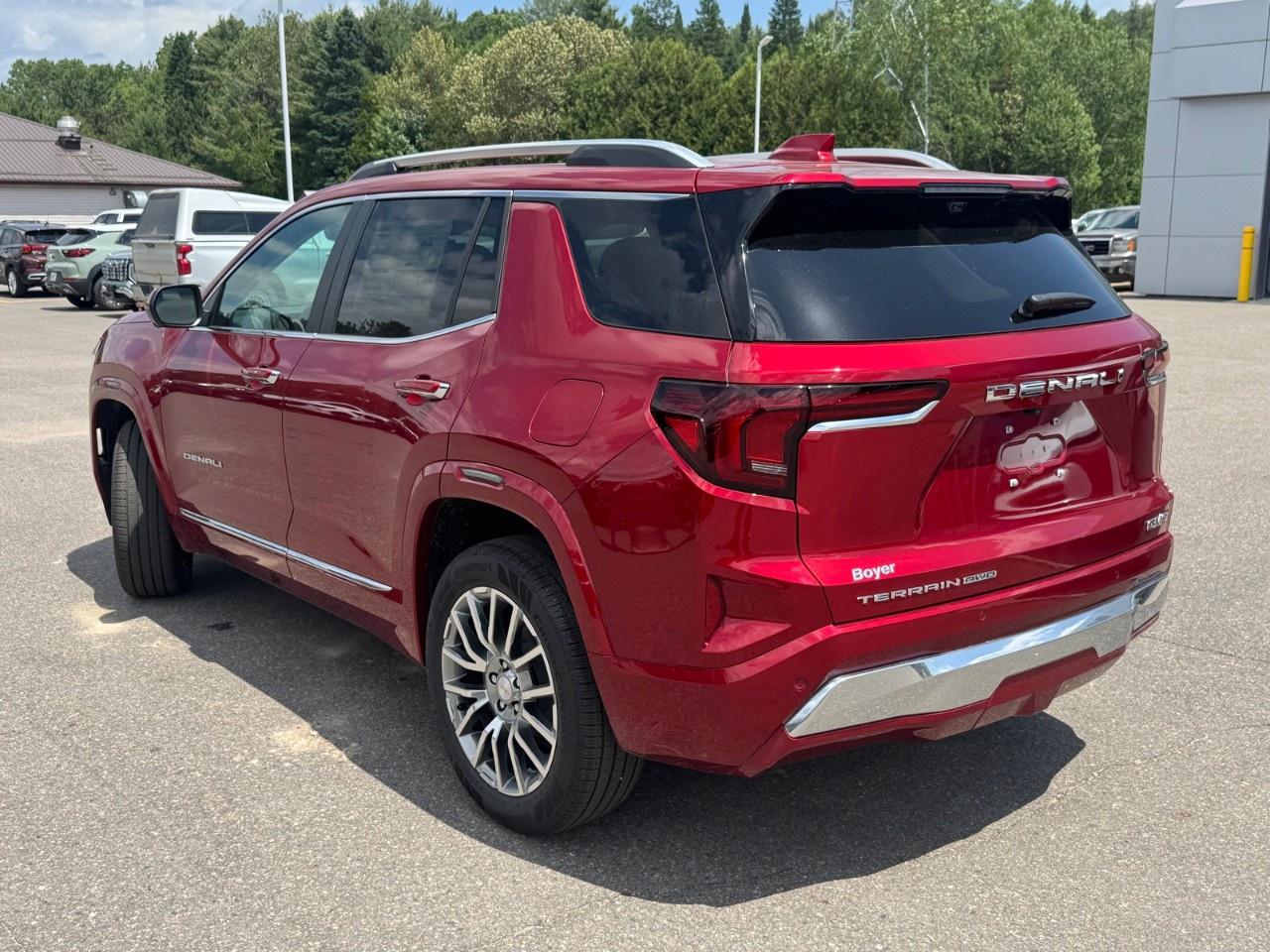 2026 GMC Terrain AWD Denali Photo