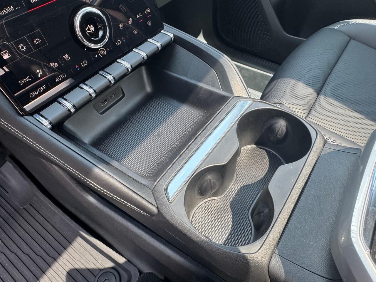 2026 GMC Terrain AWD Denali Photo