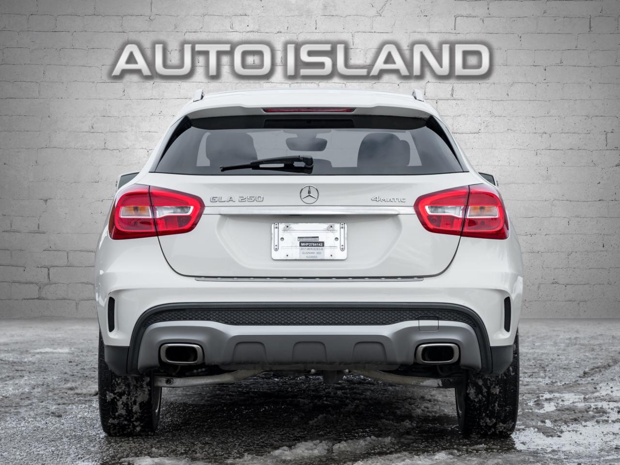 2017 Mercedes-Benz GLA 4MATIC GLA 250, Navigation, PANORAMIC SUNROOF Photo