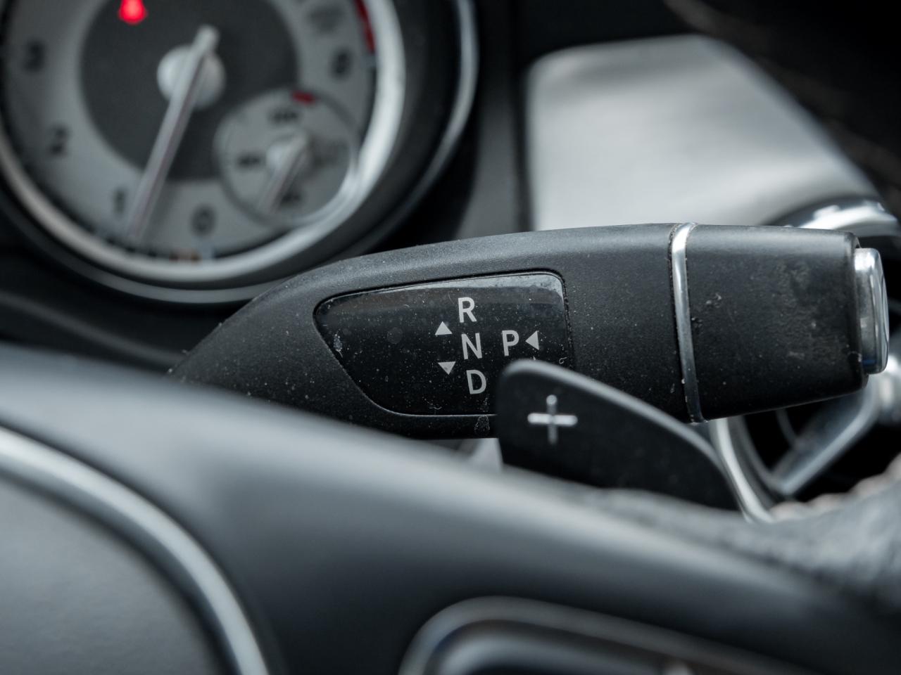 2017 Mercedes-Benz GLA 4MATIC GLA 250, Navigation, PANORAMIC SUNROOF Photo