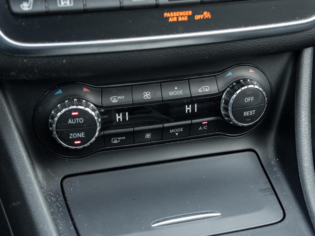 2017 Mercedes-Benz GLA 4MATIC GLA 250, Navigation, PANORAMIC SUNROOF Photo