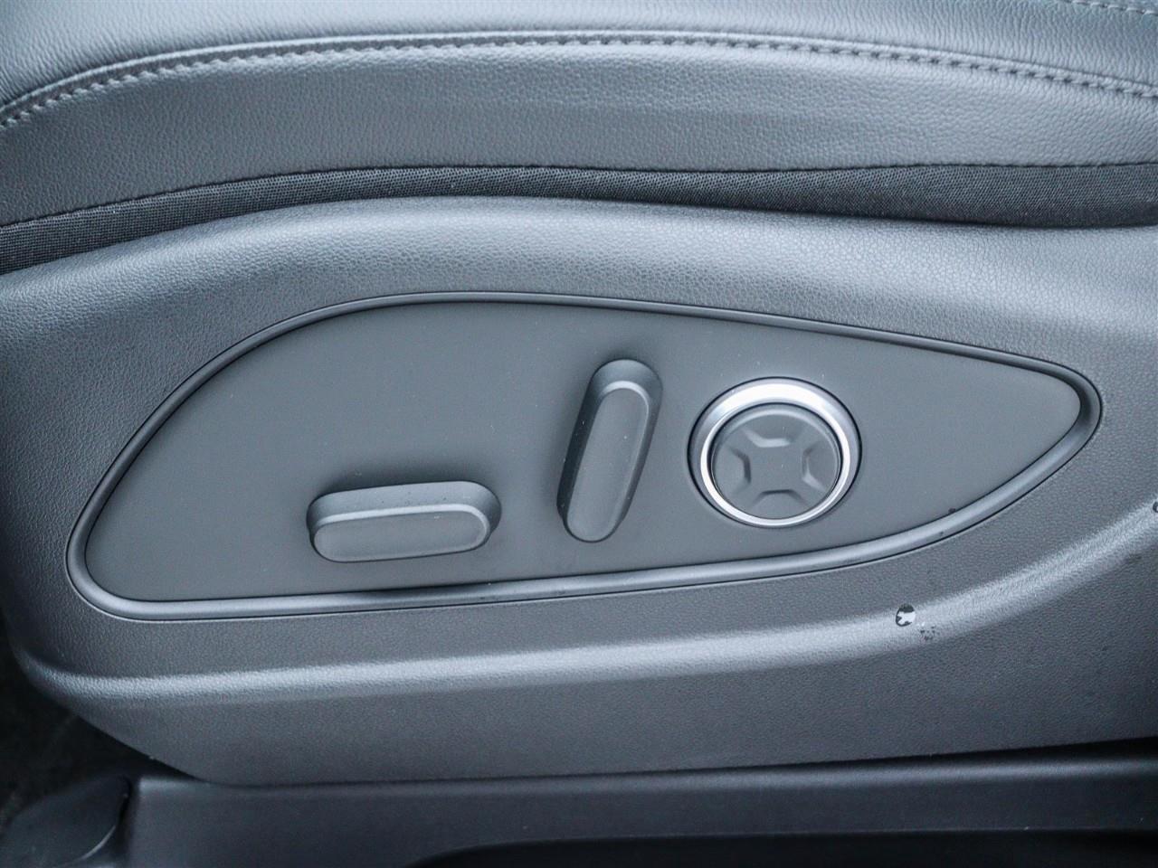 2026 Hyundai Palisade HEV Luxury 7 Passenger 4dr All-Wheel Drive Photo