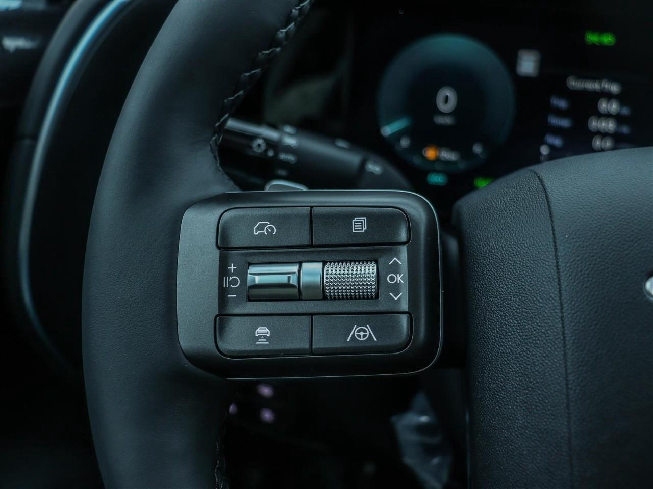 2026 Hyundai Palisade HEV Luxury 7 Passenger 4dr All-Wheel Drive Photo