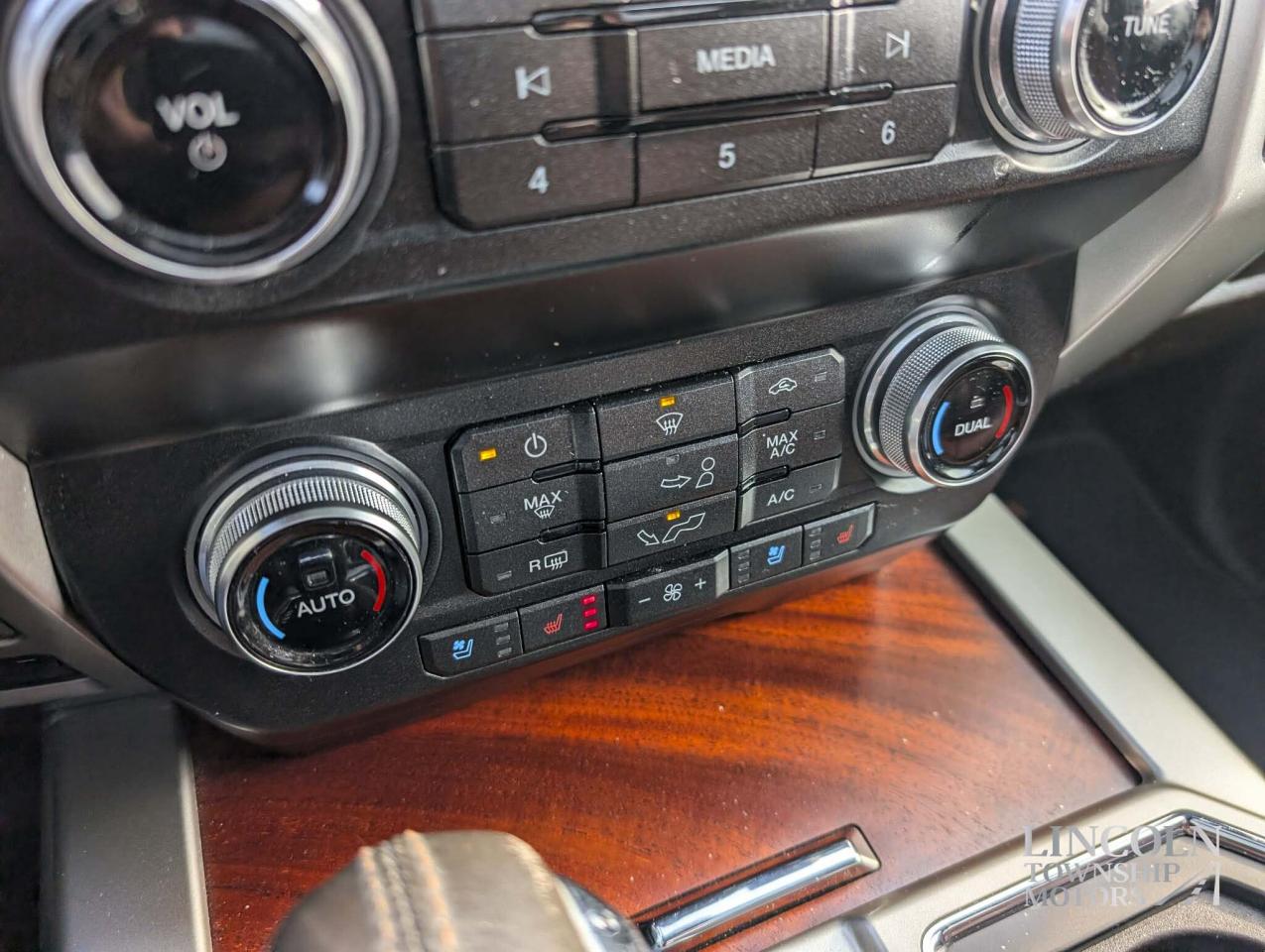 2019 Ford F-150 King Ranch Photo