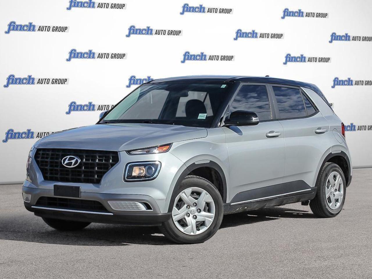 2021 Hyundai Venue Essential w/Two-Tone 4dr Front-Wheel Drive Photo0