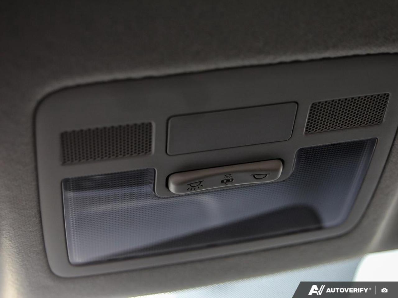 2021 Hyundai Venue Essential w/Two-Tone 4dr Front-Wheel Drive Photo