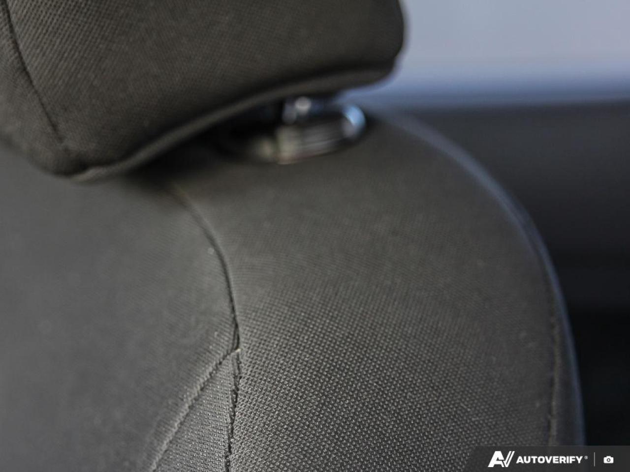 2021 Hyundai Venue Essential w/Two-Tone 4dr Front-Wheel Drive Photo