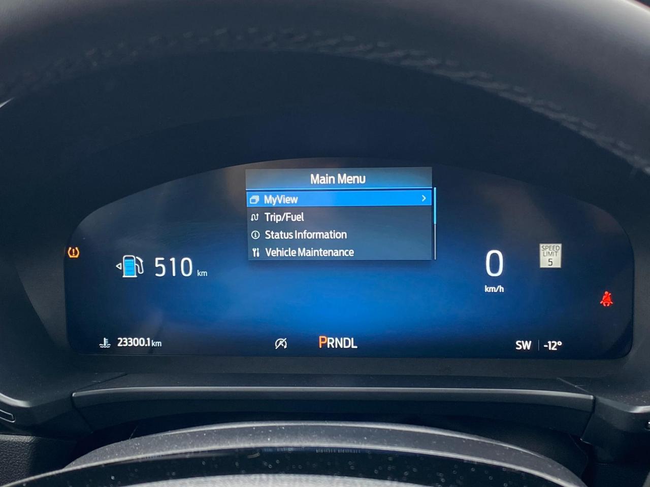 2025 Ford Escape Platinum 4dr All-Wheel Drive Photo