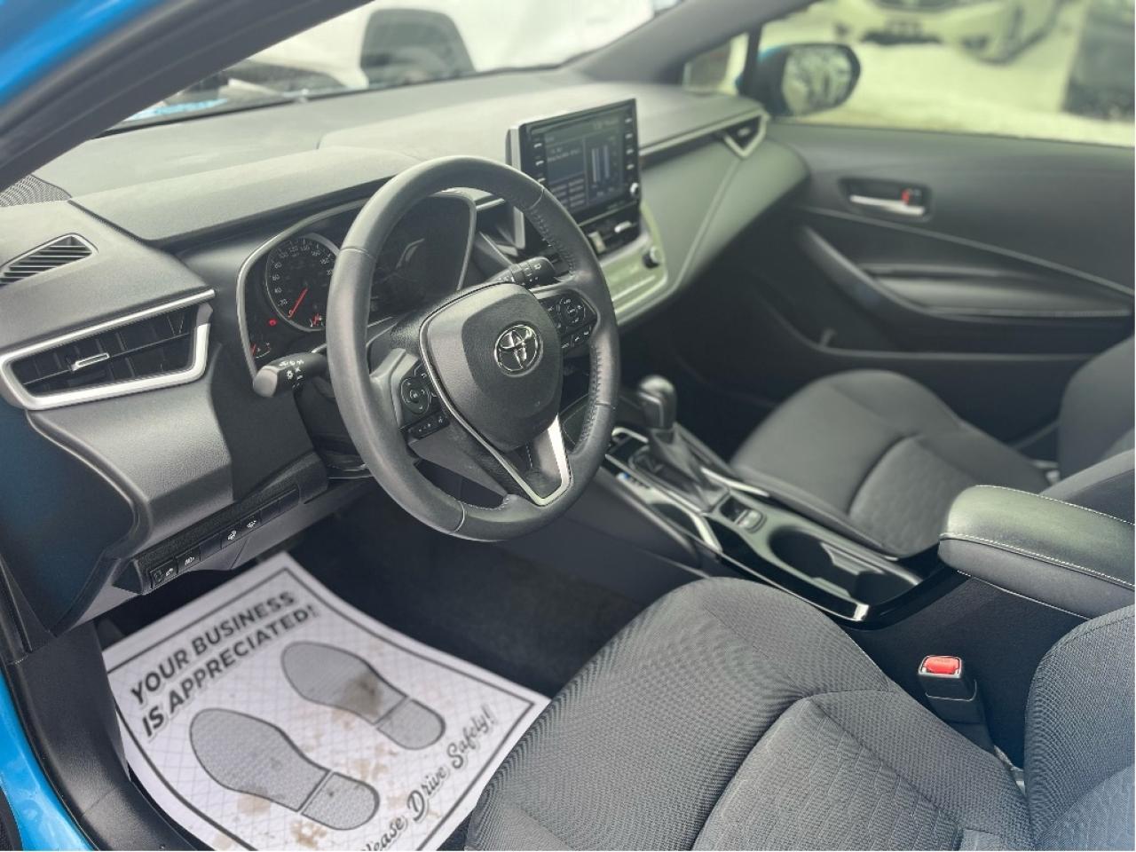 2020 Toyota Corolla Hatchback SE ONE OWNER CERTIFIED Photo