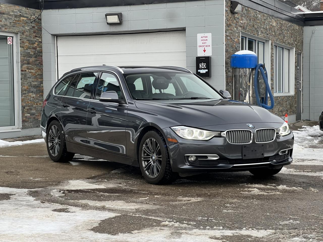 2014 BMW 3 Series 328d xDrive Touring – Clean CarFax   One Owner   W Photo2