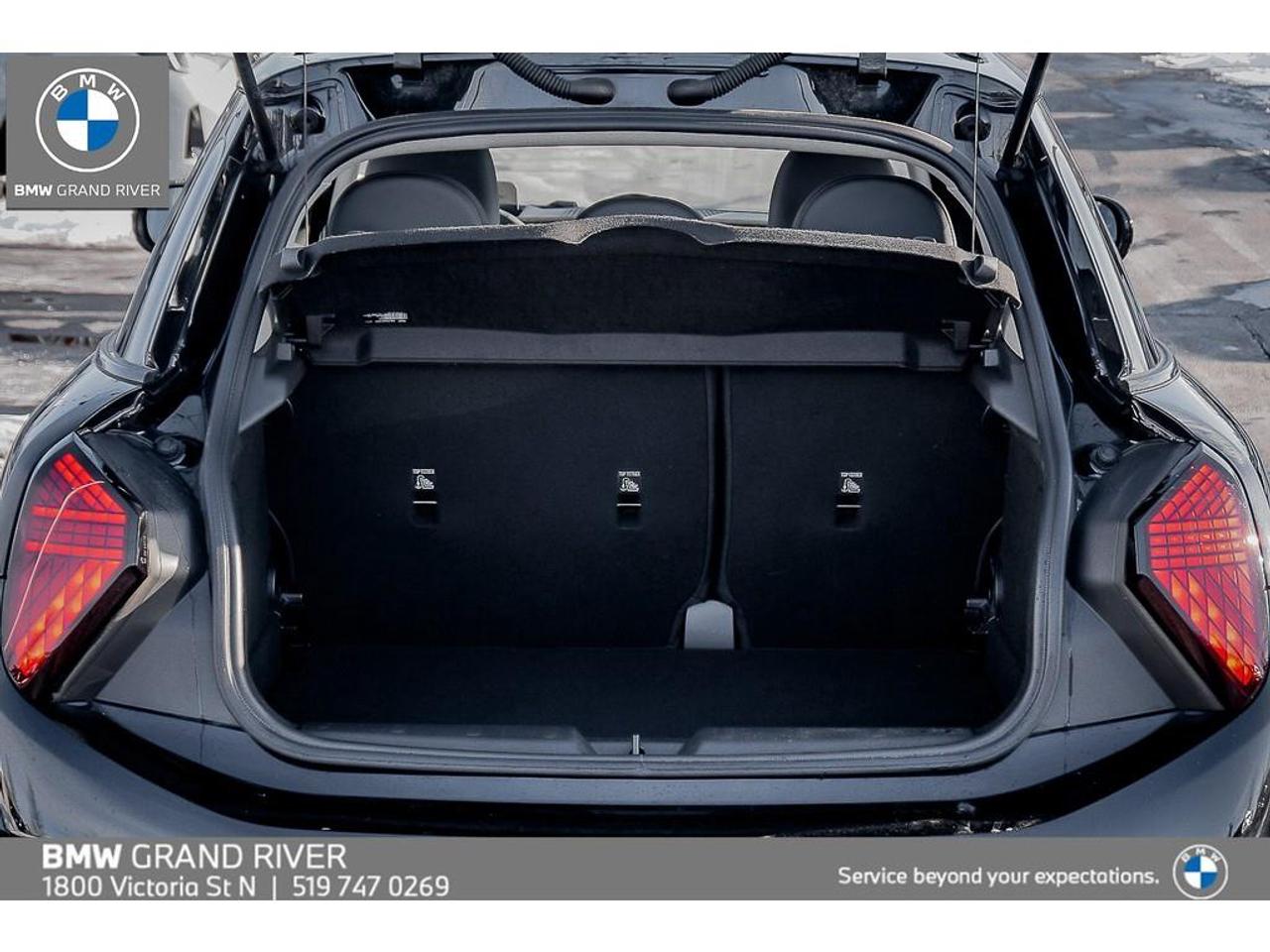 2025 MINI 5 Door Cooper C 4dr Hatchback Photo