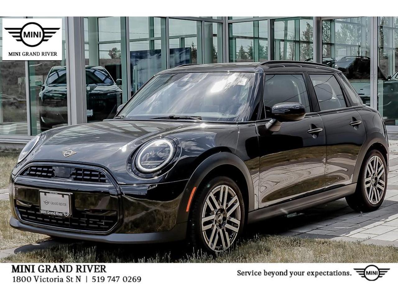 2025 MINI 5 Door Cooper C 4dr Hatchback Photo