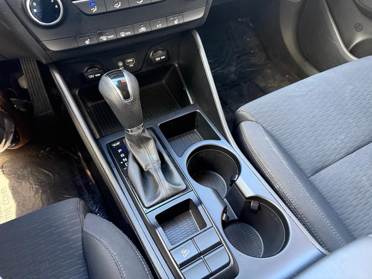 2019 Hyundai Tucson Essential 4dr Front-Wheel Drive Photo