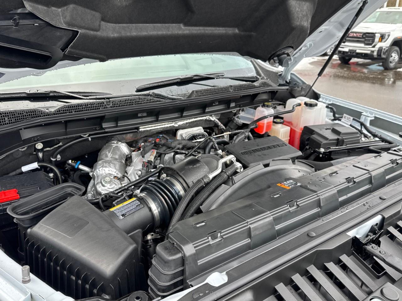 2026 GMC Sierra 3500HD 4WD Crew Cab Long Box Denali Ultimate Photo