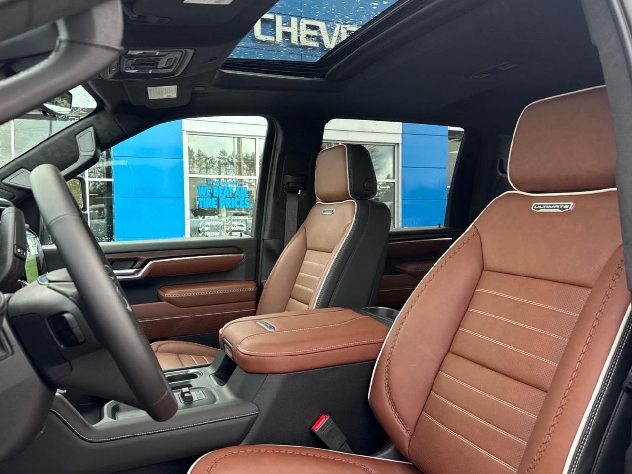 2026 GMC Sierra 3500HD 4WD Crew Cab Long Box Denali Ultimate Photo