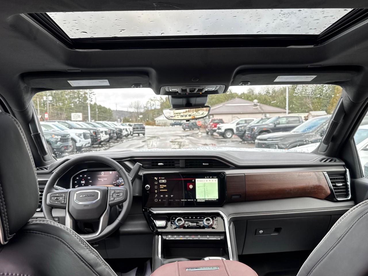 2026 GMC Sierra 3500HD 4WD Crew Cab Long Box Denali Ultimate Photo