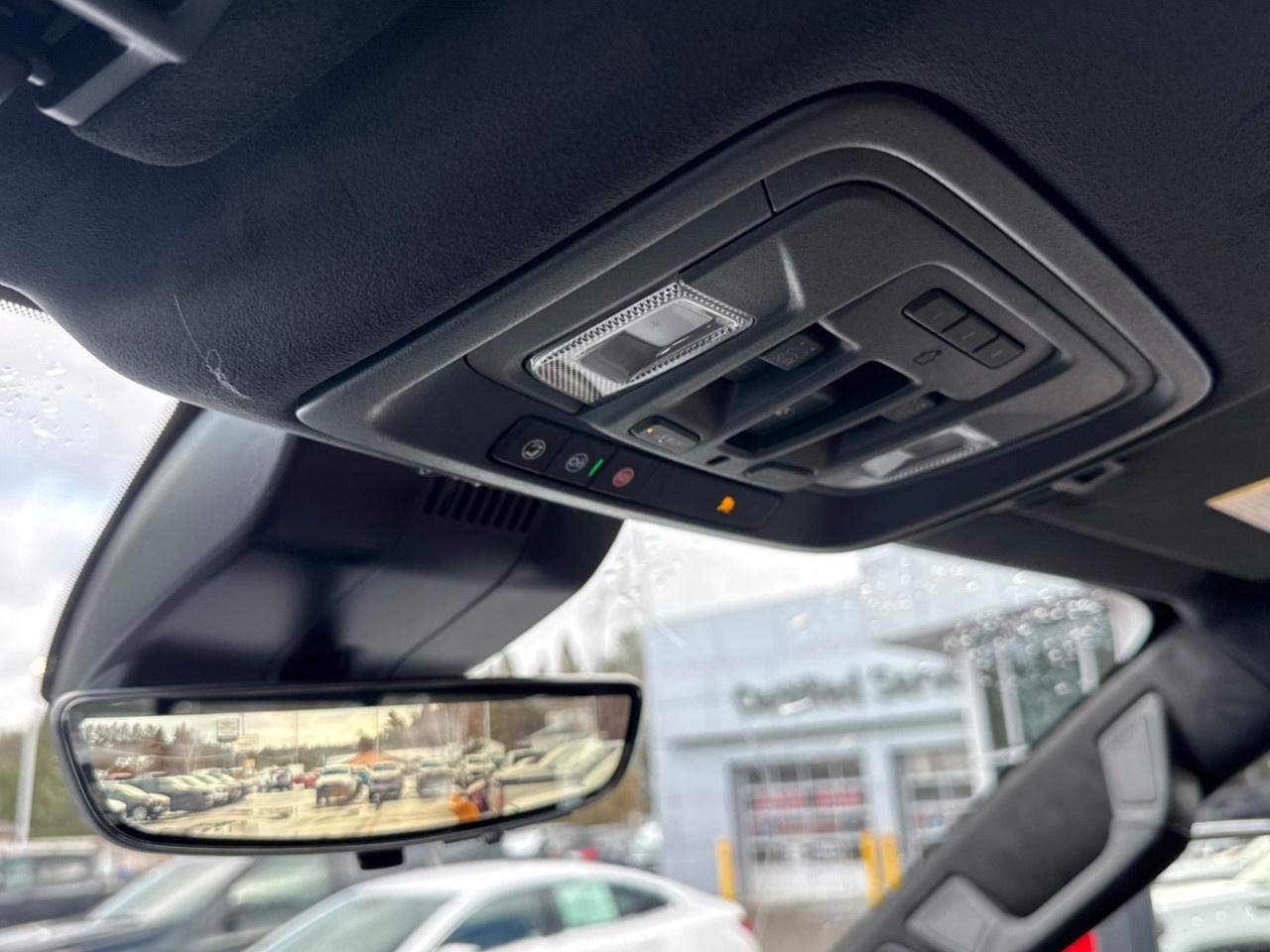 2026 GMC Sierra 3500HD 4WD Crew Cab Long Box Denali Ultimate Photo