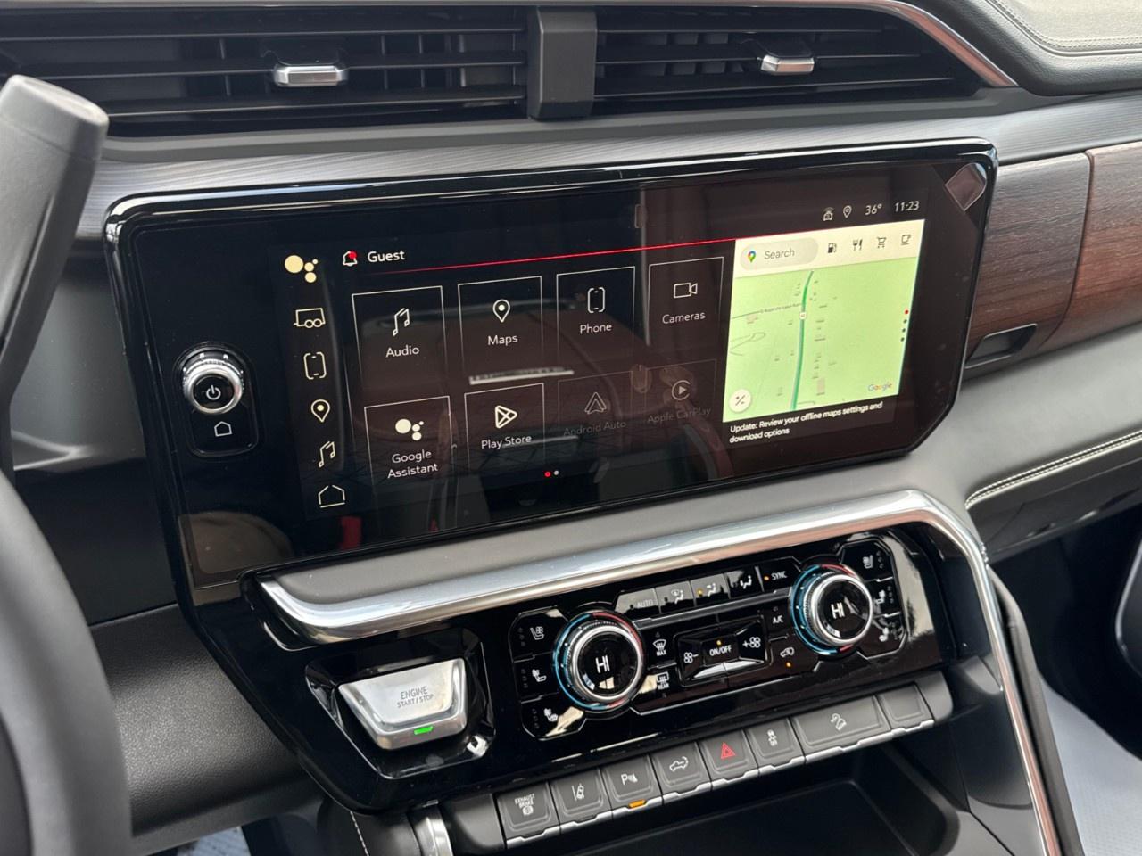 2026 GMC Sierra 3500HD 4WD Crew Cab Long Box Denali Ultimate Photo