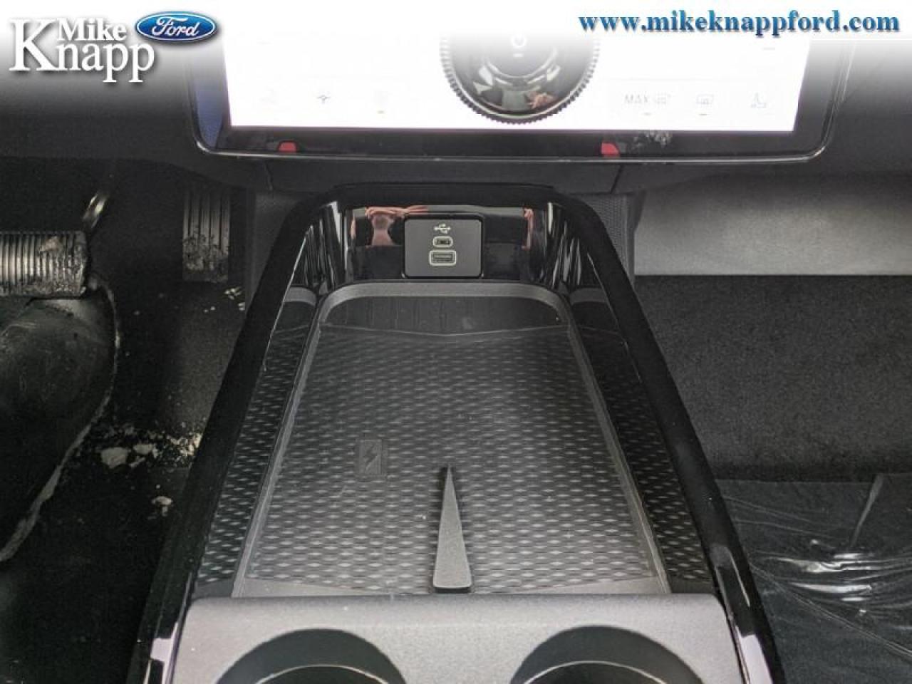 2025 Ford Mustang Mach-E Premium AWD Photo