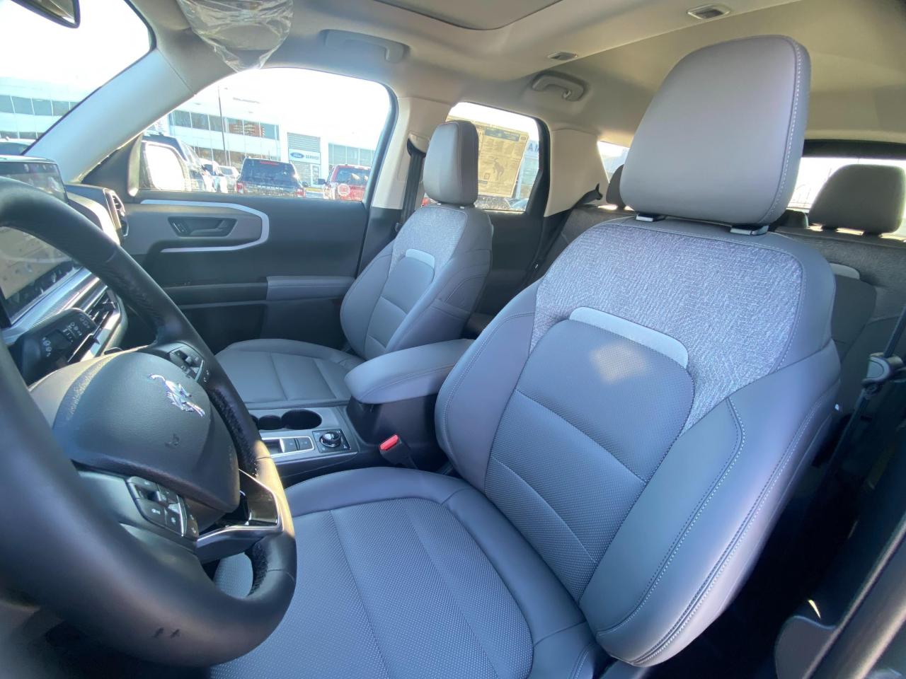 2025 Ford Bronco Sport Badlands 4dr 4x4 Photo