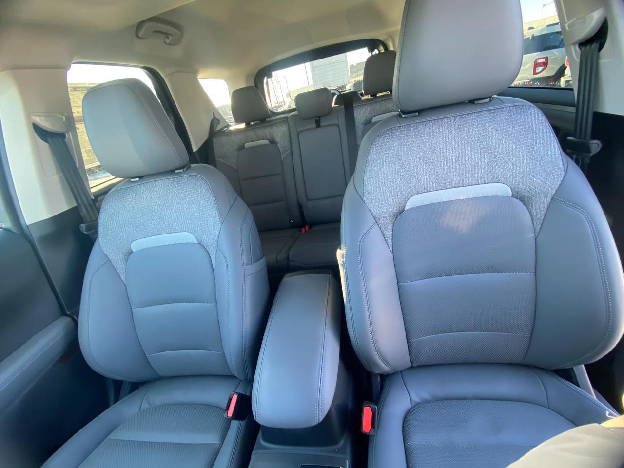 2025 Ford Bronco Sport Badlands 4dr 4x4 Photo