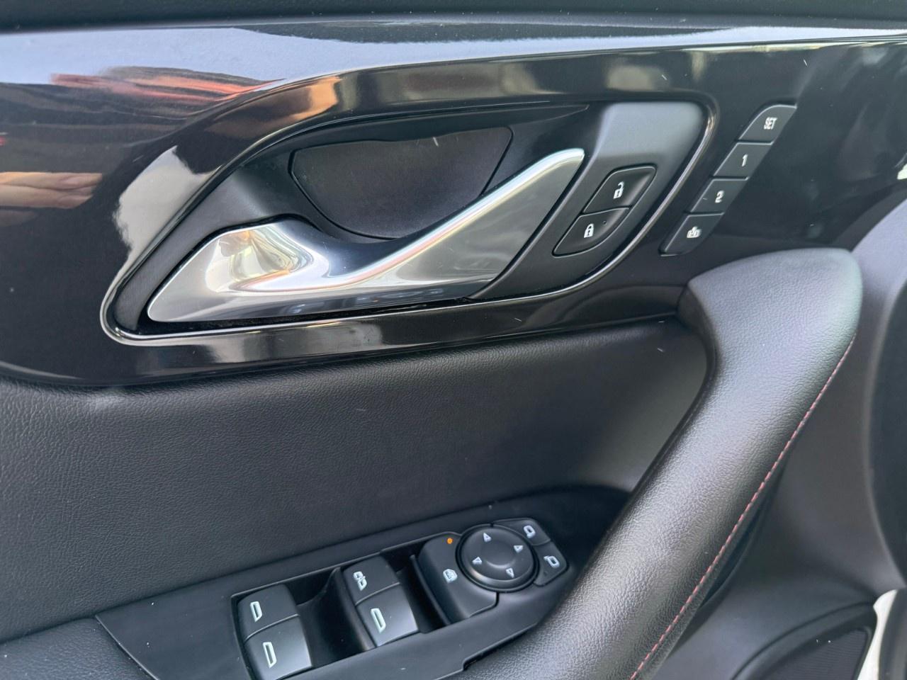 2019 Chevrolet Blazer AWD 4dr 3.6L RS Photo