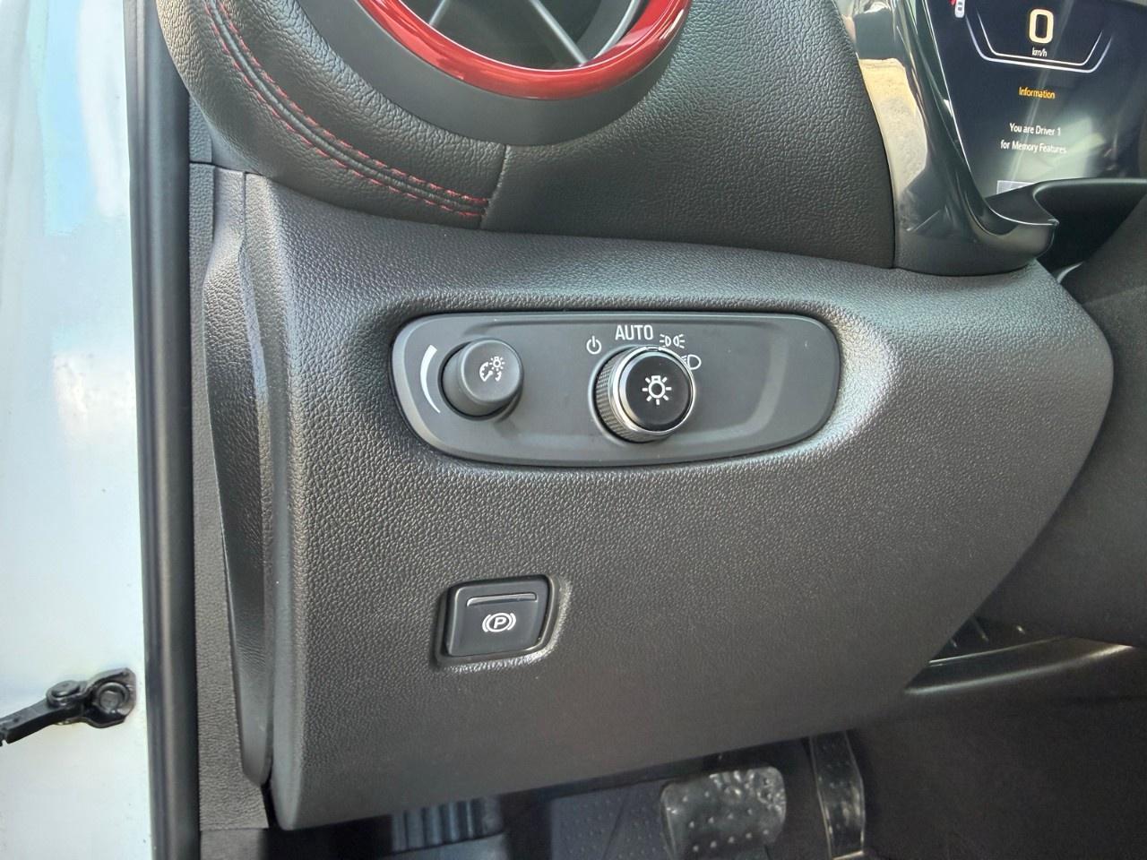 2019 Chevrolet Blazer AWD 4dr 3.6L RS Photo