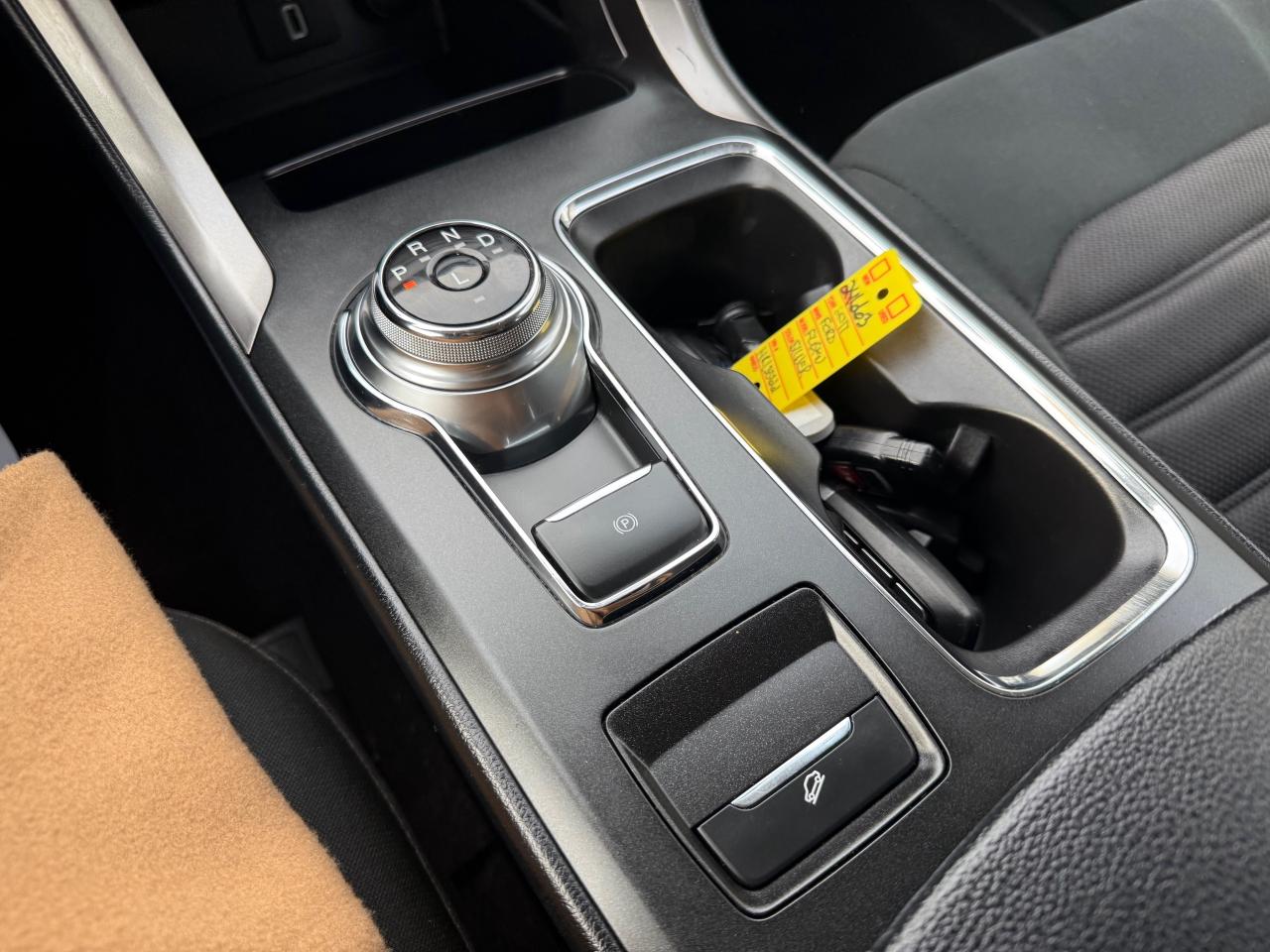 2017 Ford Fusion SE 4dr Front-wheel Drive Sedan Photo