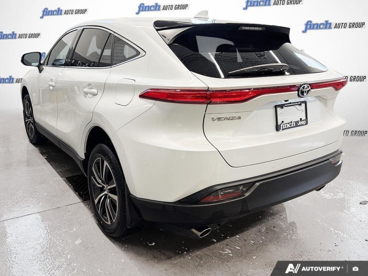 2024 Toyota Venza  Photo