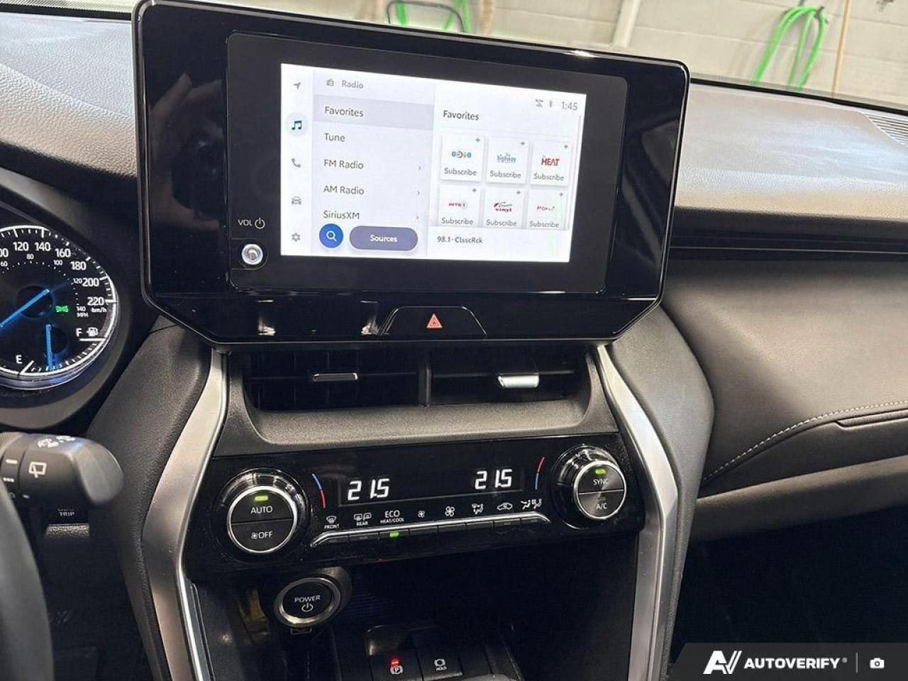 2024 Toyota Venza  Photo