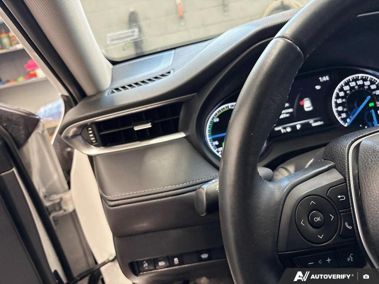 2024 Toyota Venza  Photo