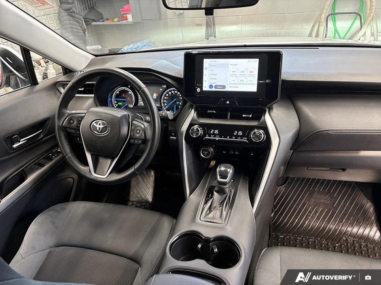 2024 Toyota Venza  Photo