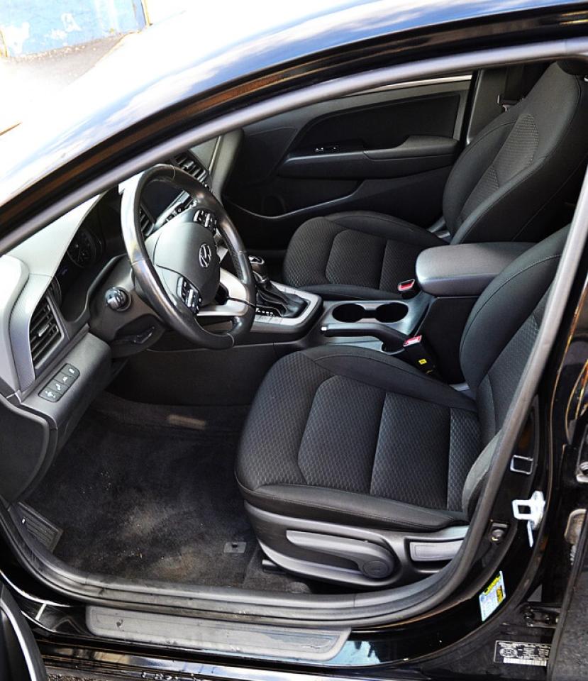 2019 Hyundai Elantra SEL 2.0L Automatic Photo