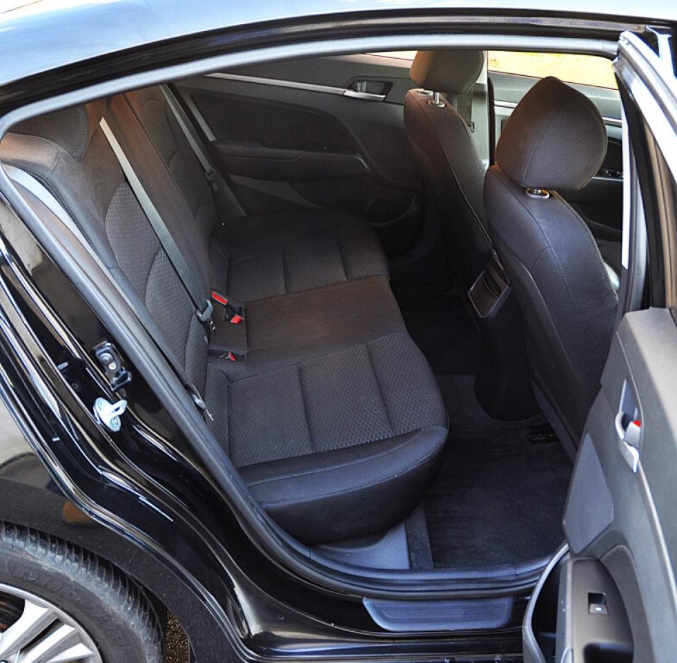 2019 Hyundai Elantra SEL 2.0L Automatic Photo