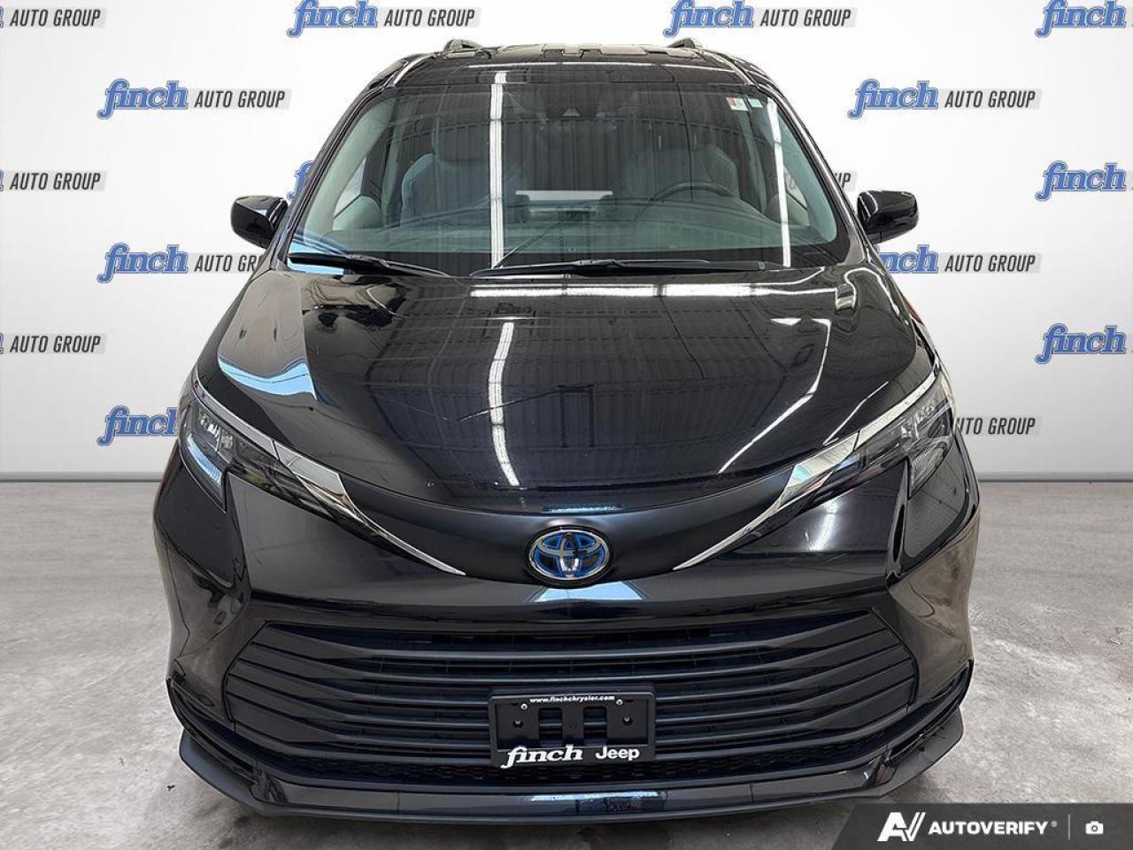 2024 Toyota Sienna  Photo