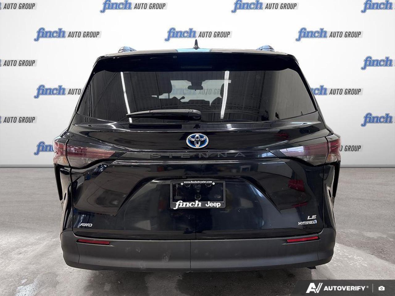 2024 Toyota Sienna  Photo