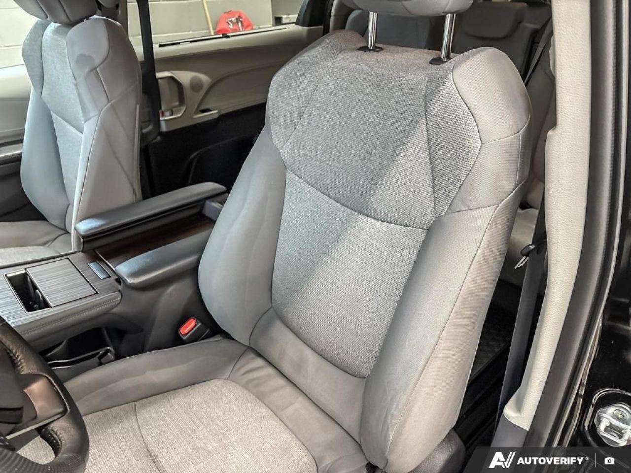 2024 Toyota Sienna  Photo