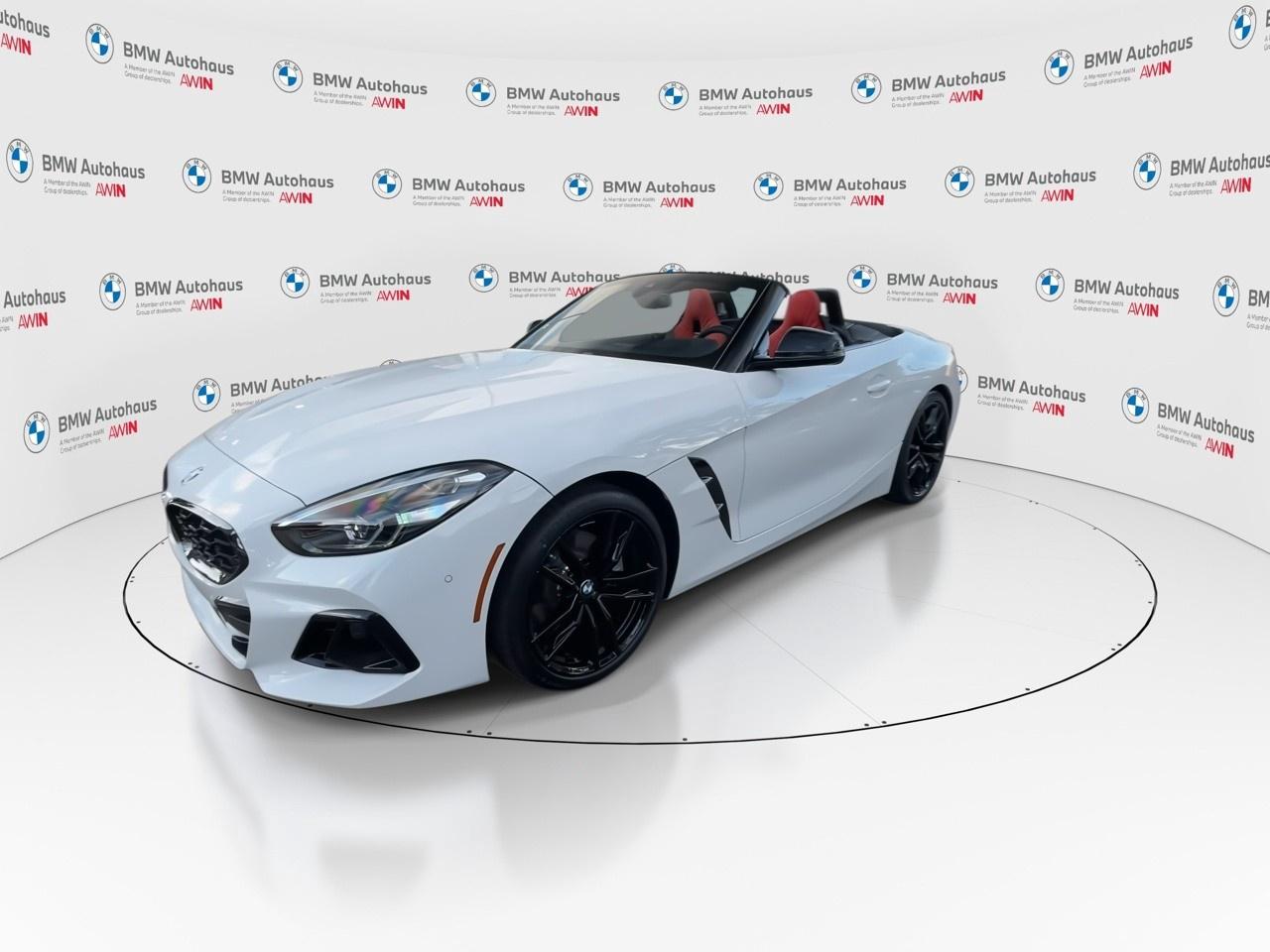 2025 BMW Z4 sDrive30i Roadster Photo
