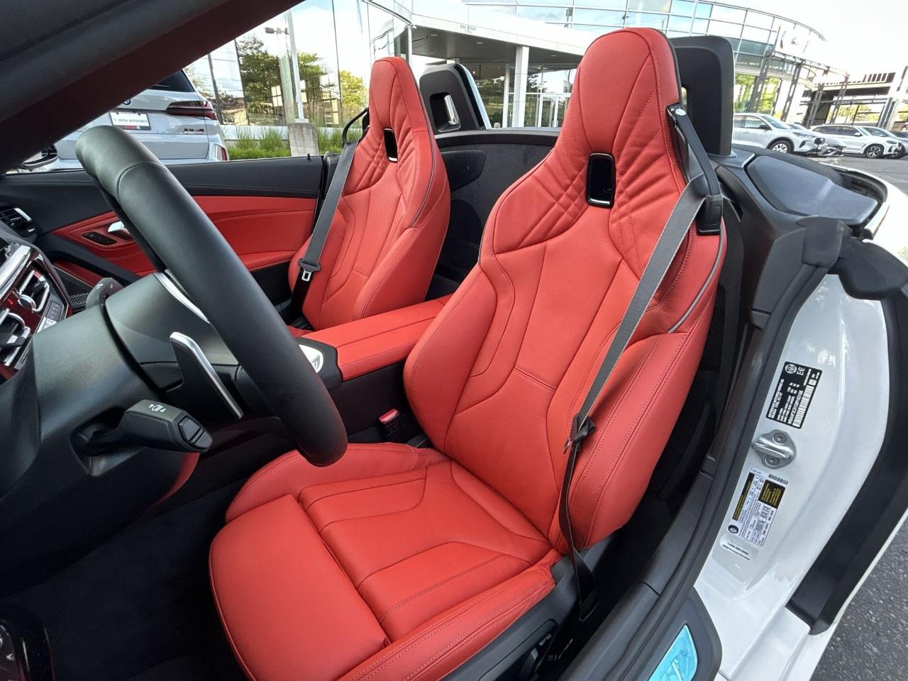 2025 BMW Z4 sDrive30i Roadster Photo