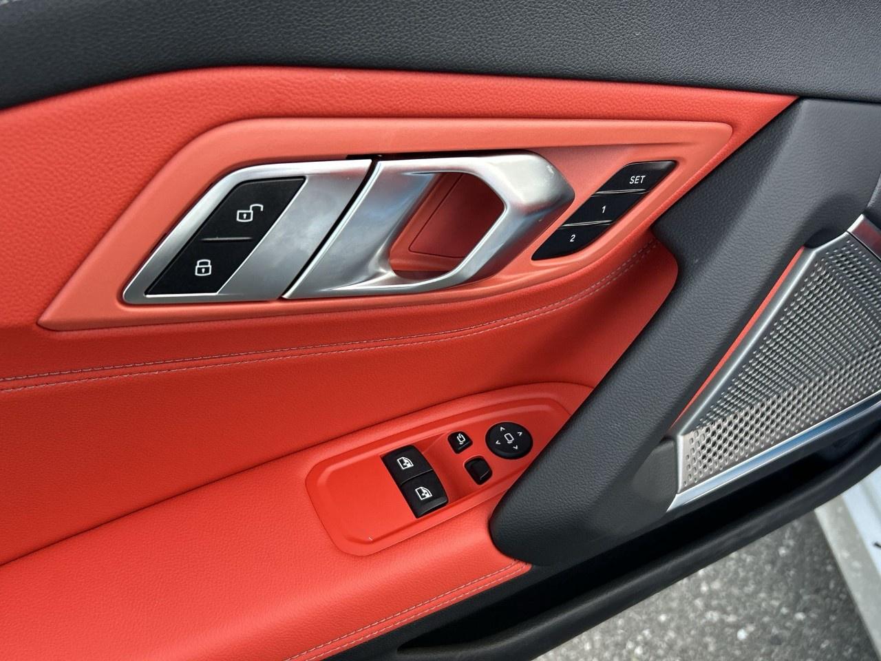 2025 BMW Z4 sDrive30i Roadster Photo