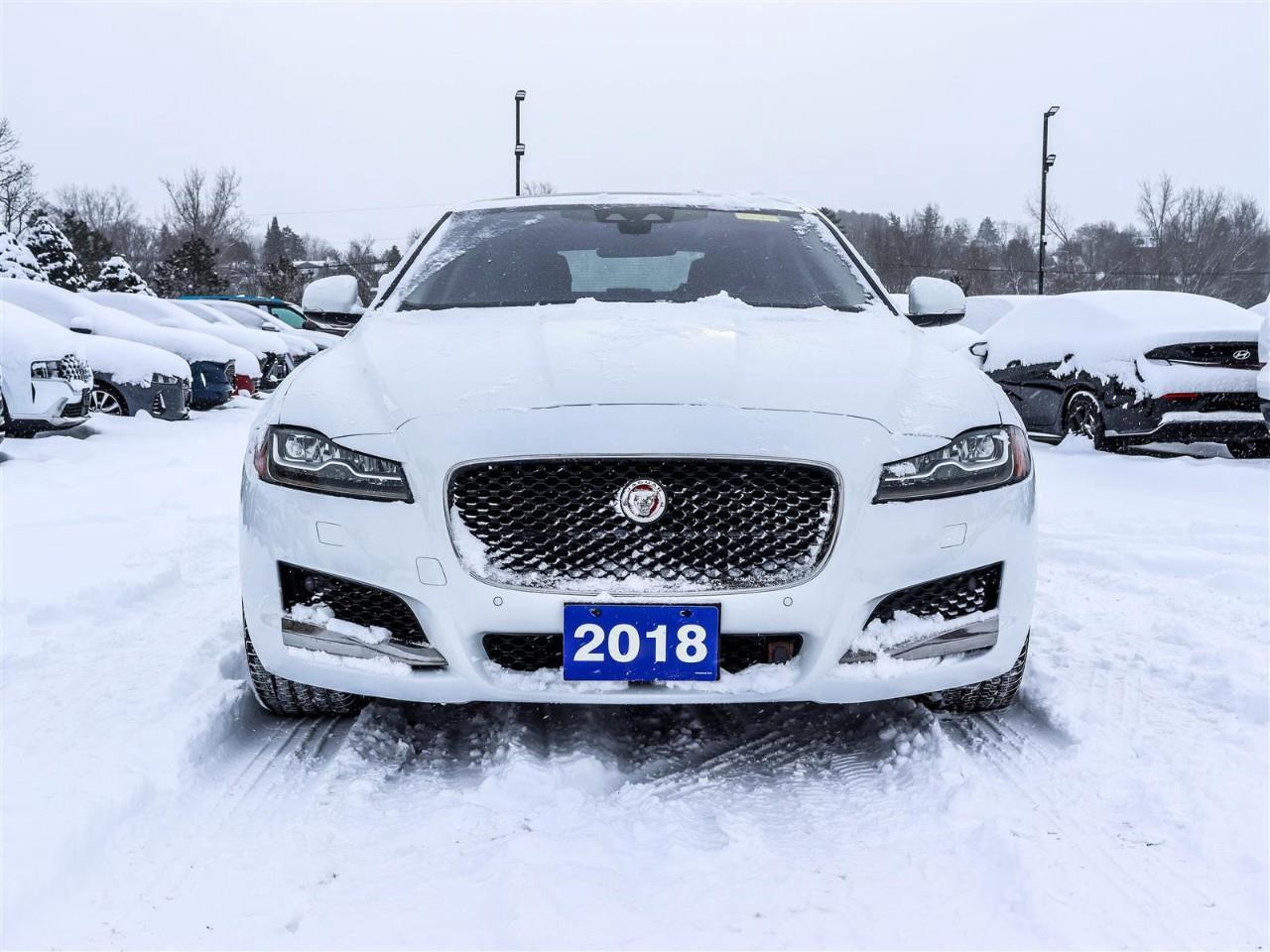 2018 Jaguar XF 25t Prestige 4dr All-Wheel Drive Sedan Photo5