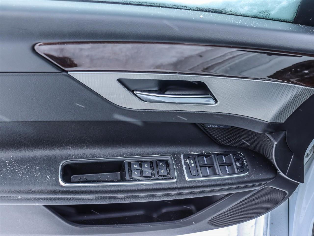 2018 Jaguar XF 25t Prestige 4dr All-Wheel Drive Sedan Photo