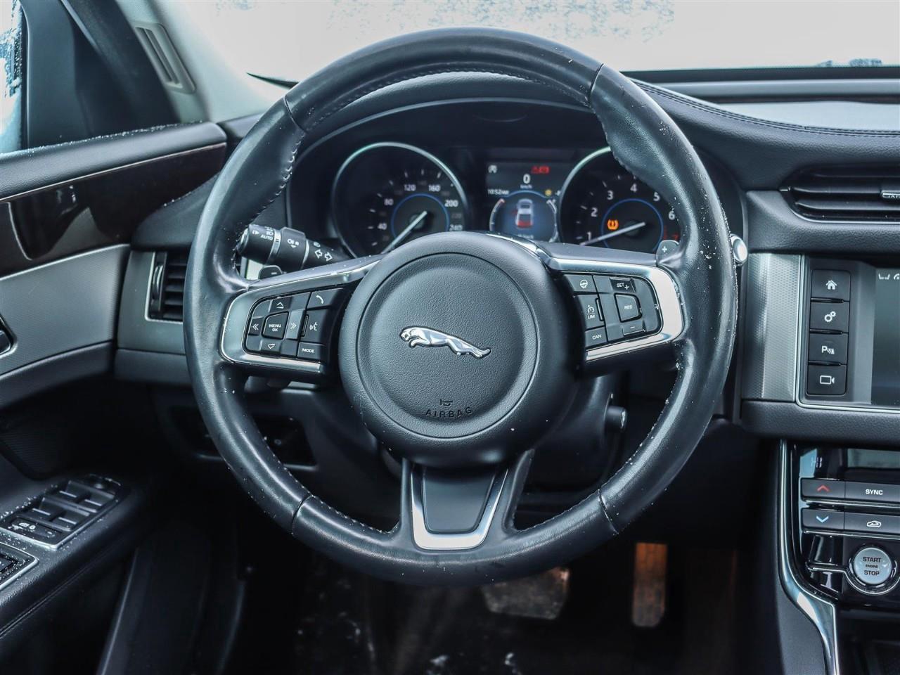2018 Jaguar XF 25t Prestige 4dr All-Wheel Drive Sedan Photo