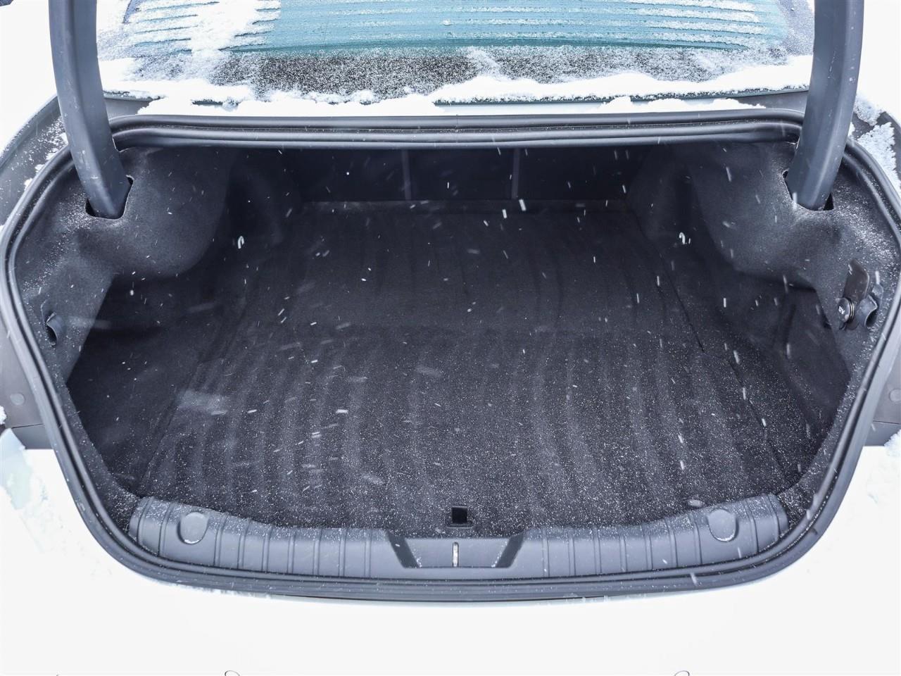 2018 Jaguar XF 25t Prestige 4dr All-Wheel Drive Sedan Photo