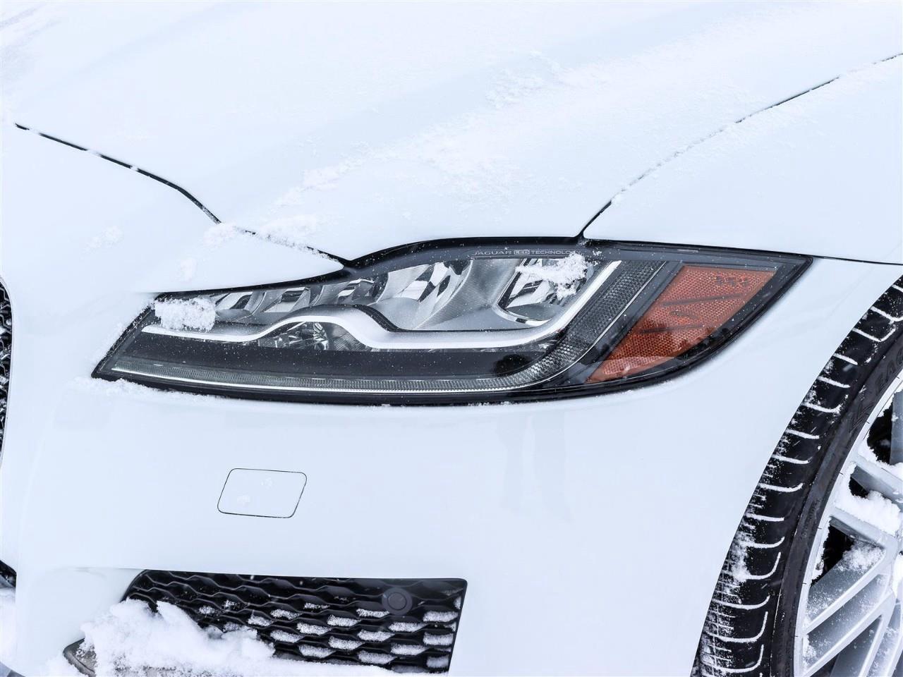 2018 Jaguar XF 25t Prestige 4dr All-Wheel Drive Sedan Photo