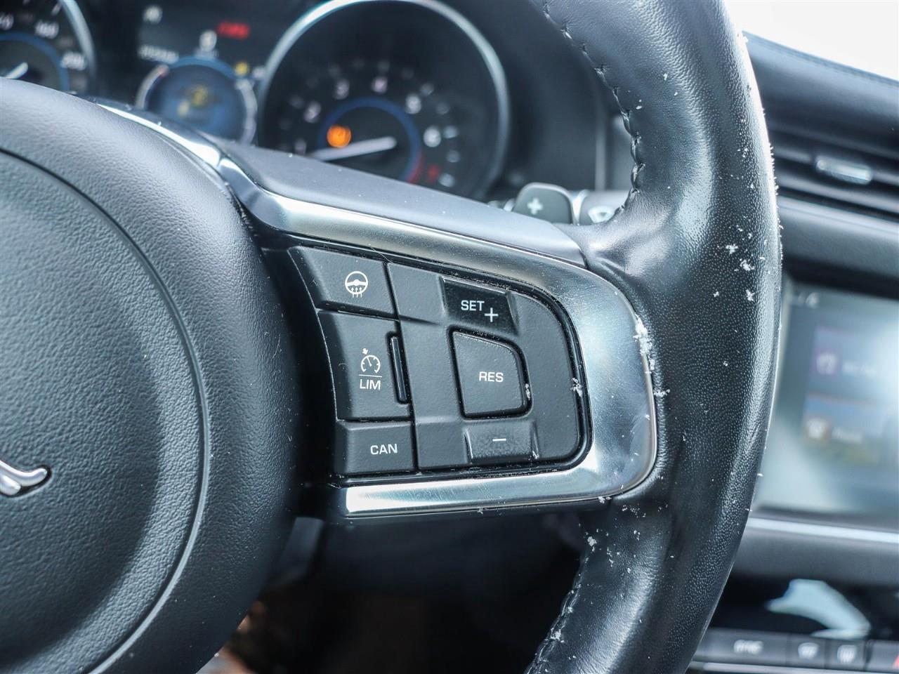 2018 Jaguar XF 25t Prestige 4dr All-Wheel Drive Sedan Photo