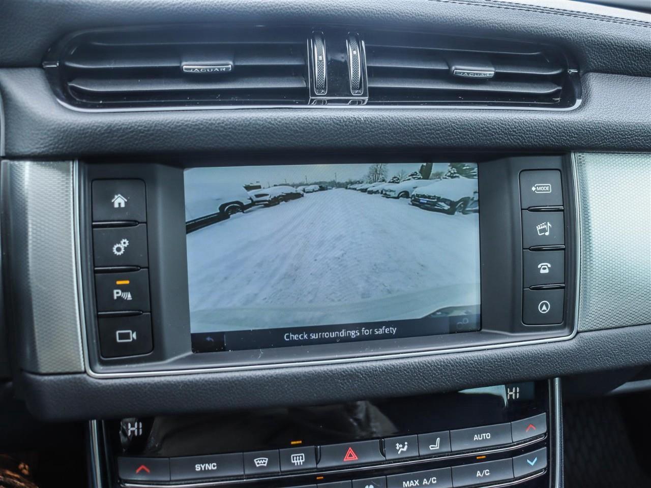 2018 Jaguar XF 25t Prestige 4dr All-Wheel Drive Sedan Photo