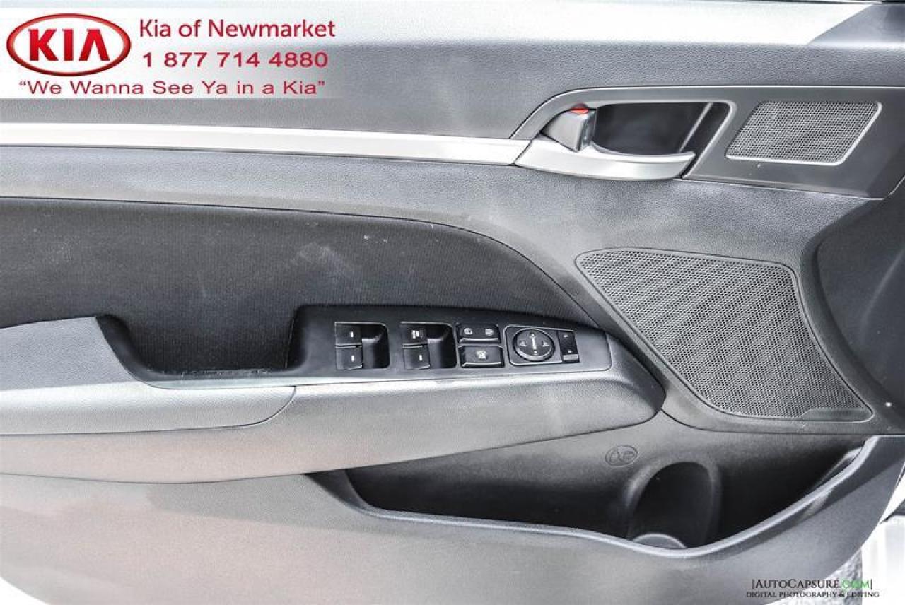 2017 Hyundai Elantra GL (A6) 4dr Sedan Photo