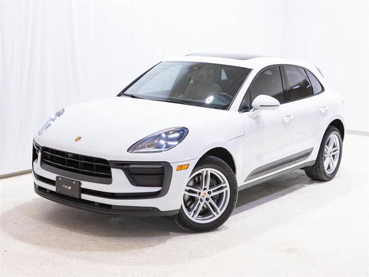 2023 Porsche Macan  Photo